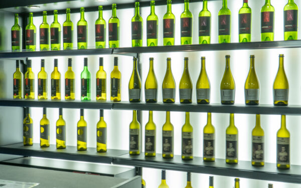 Wine display shelving